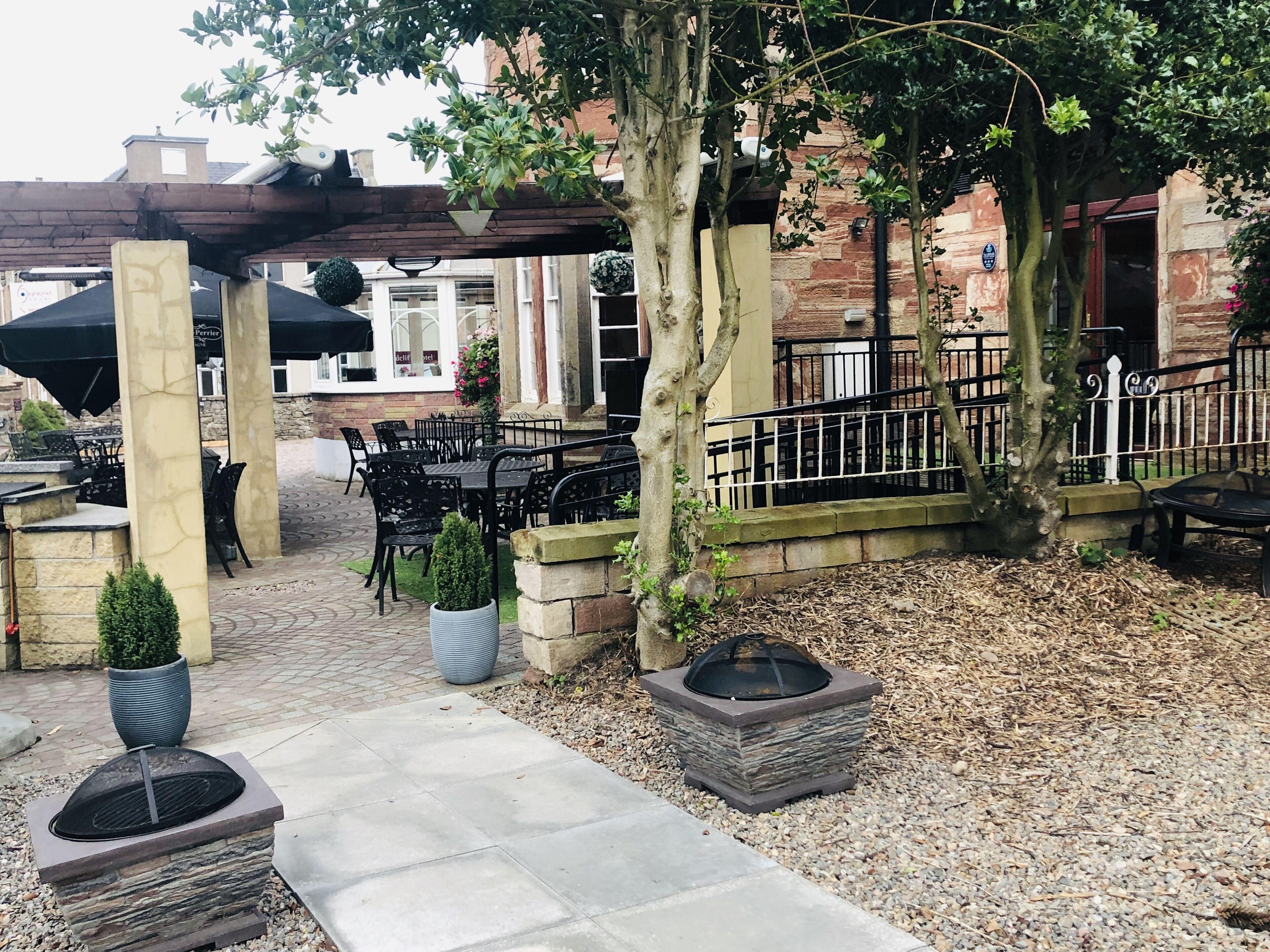 Redcliffe Hotel — Photos 1